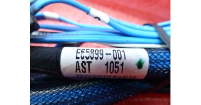 Кабель Intel E65899-001 SFF-8087-4 (7-pin) SATA SAS Fanout cable