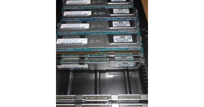 Модуль памяти HPE 64GB DDR2 FBD PC2-5300 (8x8GB) Dual Rank Kit for ML370G5/DL380G5/DL580G5 (495604-B21)